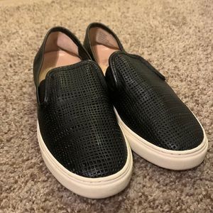 Vince Camuto Black Slip On 6M